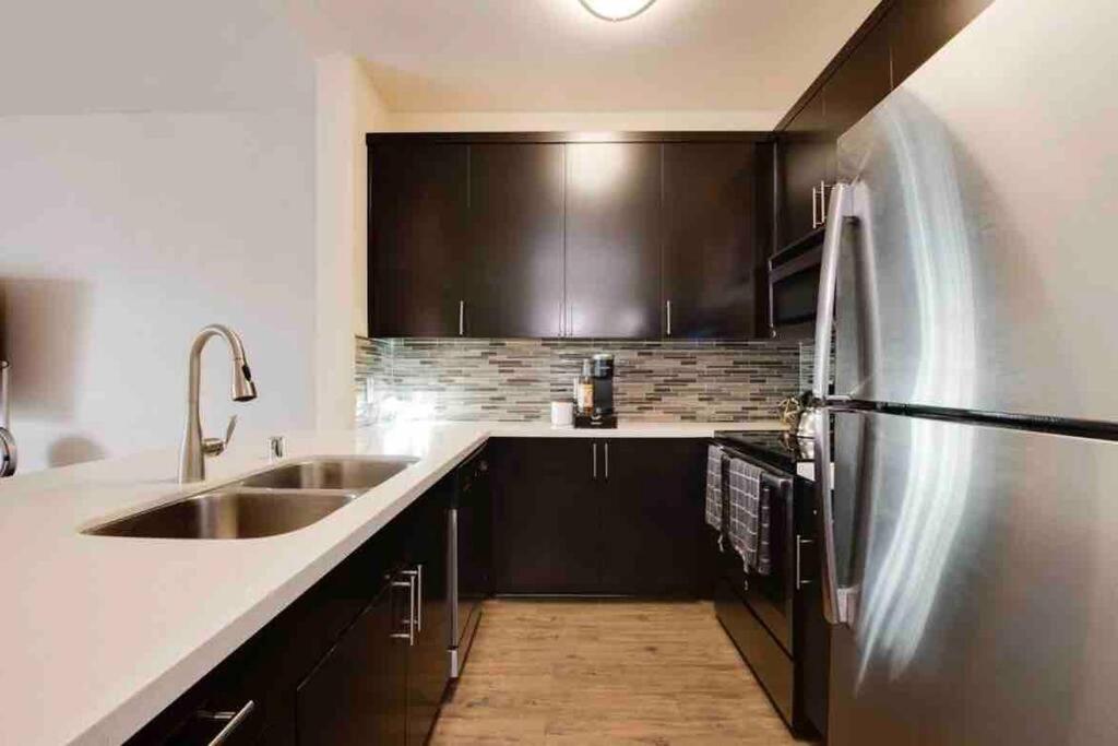 The Nest A Spacious 1 Bedroom Apartment With A Pool View Los Angeles Ngoại thất bức ảnh
