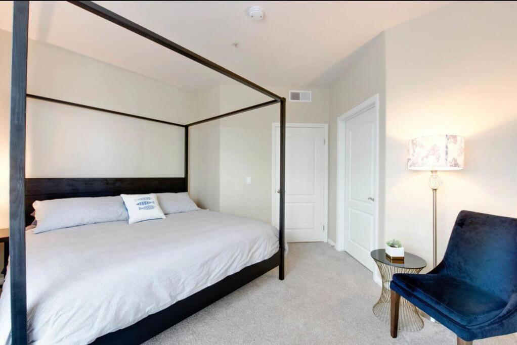 The Nest A Spacious 1 Bedroom Apartment With A Pool View Los Angeles Ngoại thất bức ảnh