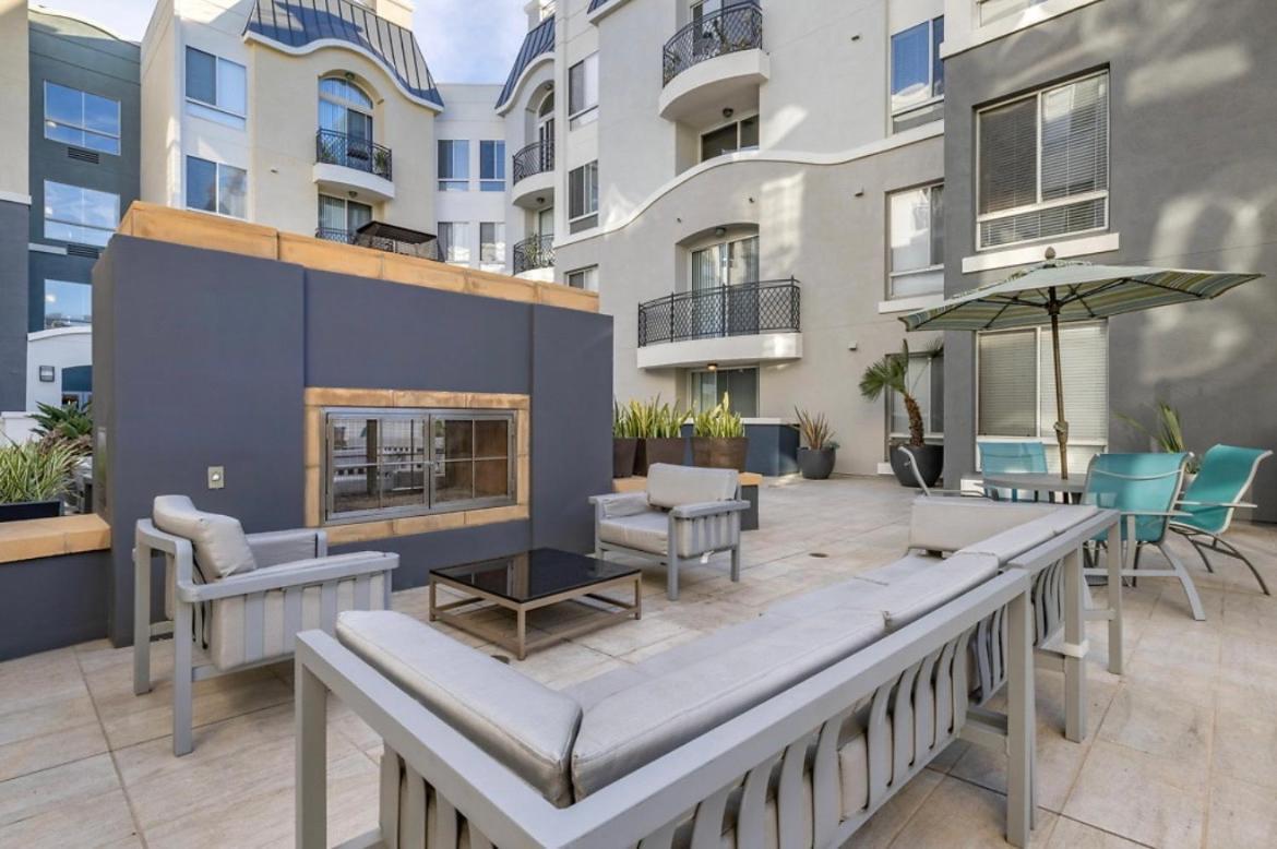 The Nest A Spacious 1 Bedroom Apartment With A Pool View Los Angeles Ngoại thất bức ảnh